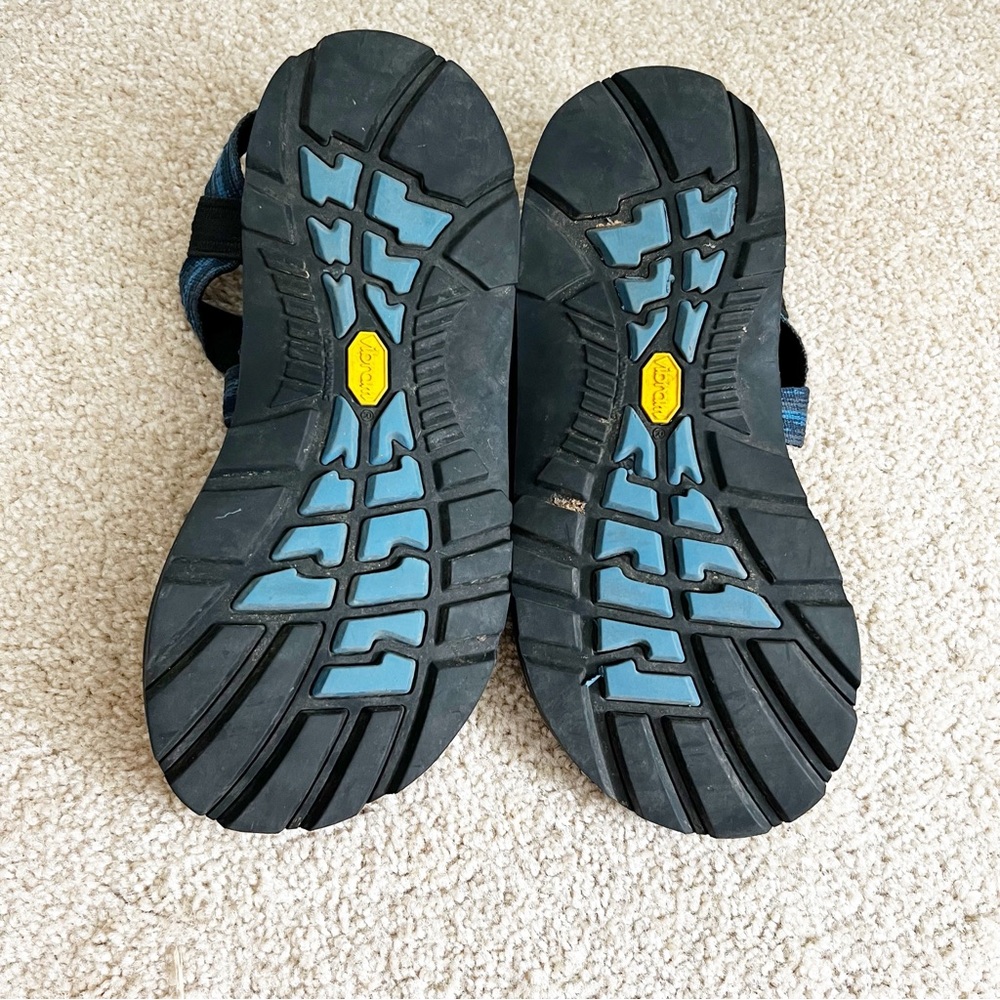 Men’s Chaco Sandals, Size 10 - Picture 5 of 5